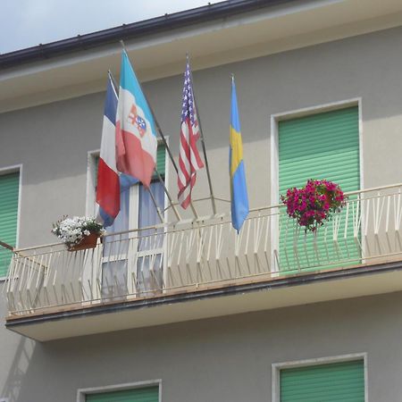 Albergo Belvedere Borghetto di Vara Exterior foto